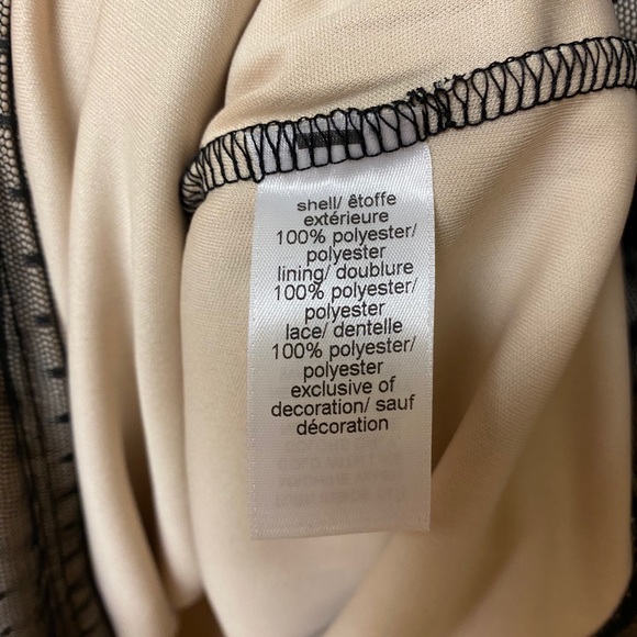 BNWOT Maurices Sleeveless Lace Top Sz M - Picture 4 of 5